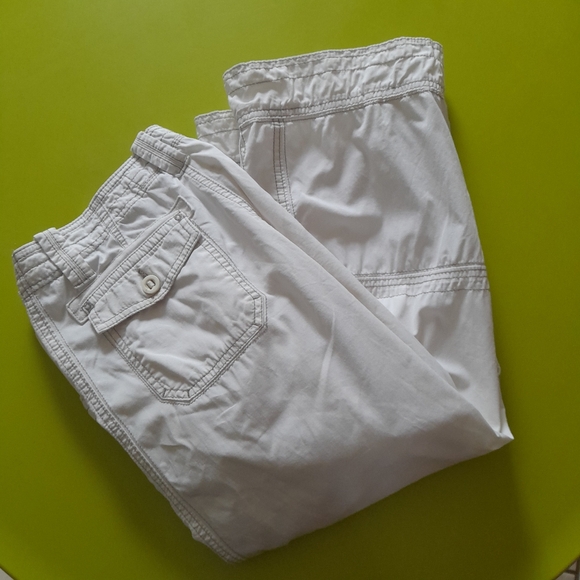 Aventura Delmar Cropped Pant - Picture 1 of 6